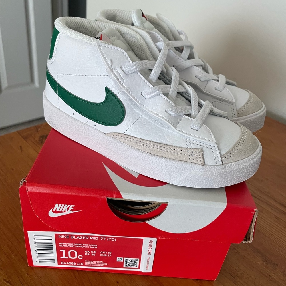 BNIB Toddler Nike Blazer Sneakers